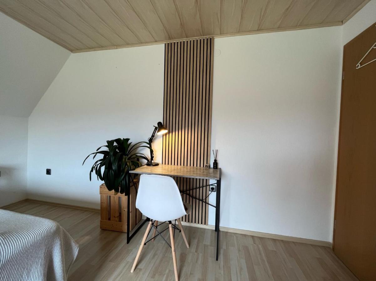 Schoene Wohnung In Ruhiger Laendlicher Lage Heidenheim  エクステリア 写真